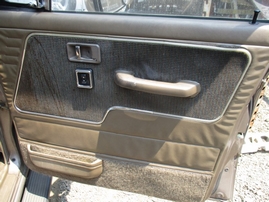 1989 MITSUBISHI MONTERO GOLD V6 AT 4WD 163776